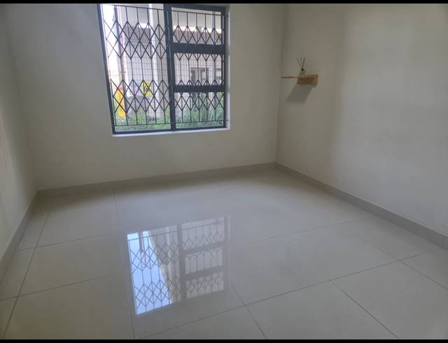 1 BEDROOM SECTIONAL TITLE FOR SALE IN UMHLANGA RIDGE